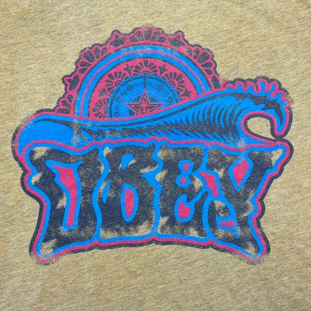 Obey‎ shirt